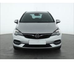 Opel Astra 1.2 Turbo 96kW - 2