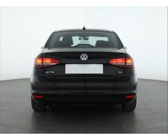 Volkswagen Jetta 2.0 TDI 81kW - 6