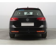 Volkswagen Passat 2.0 TDI 110kW - 6