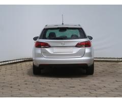 Opel Astra 1.2 Turbo 96kW - 6