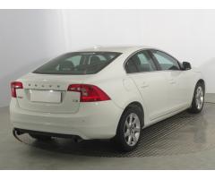 Volvo S60 T3 110kW - 7