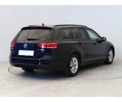 Volkswagen Passat 2.0 TDI 110kW - 7