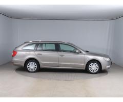 Škoda Superb 2.0 TDI 103kW - 8