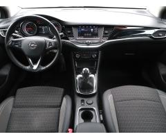 Opel Astra 1.2 Turbo 107kW - 10