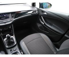 Opel Astra 1.2 Turbo 107kW - 11