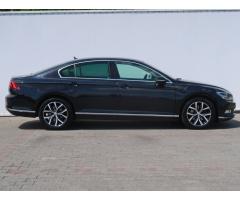 Volkswagen Passat 2.0 TDI 140kW - 11