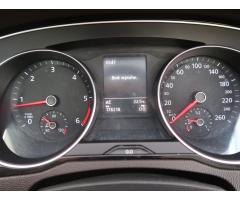 Volkswagen Passat 2.0 TDI 110kW - 17