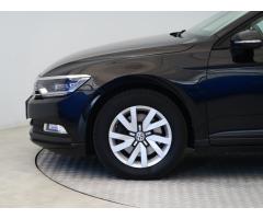 Volkswagen Passat 2.0 TDI 110kW - 21