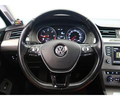 Volkswagen Passat 2.0 TDI 110kW - 26