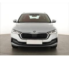 ŠKODA SUPERB COMBI 2.0TDI 140 LAURIN&K 4X4 DSG 7ST