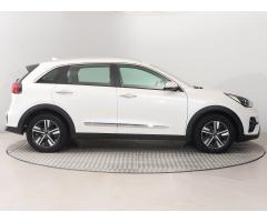 Kia Niro Plug-in Hybrid 104kW - 8