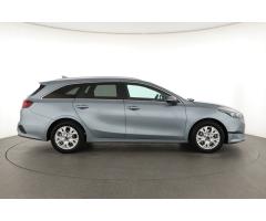 Kia Cee`d 1.5 T-GDI 118kW - 11