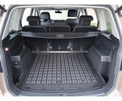 Volkswagen Touran 2.0 TDI 110kW - 23