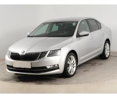 ŠKODA SUPERB COMBI 2.0TDI 140 LAURIN&K 4X4 DSG 7ST