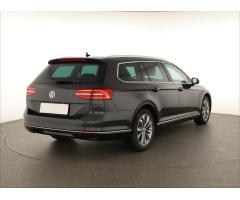 Volkswagen Passat 1.6 TDI 88kW - 7