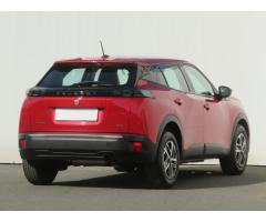 Peugeot 2008 1.2 PureTech 74kW - 7