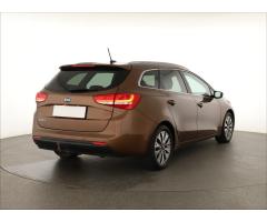 Kia Cee`d 1.6 GDI 99kW - 7