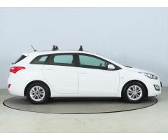 Hyundai i30 1.6 GDI 99kW - 8