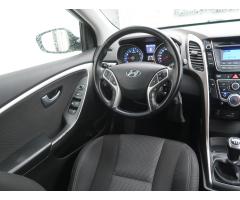 Hyundai i30 1.6 MPI 88kW - 9