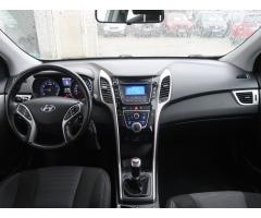 Hyundai i30 1.6 MPI 88kW - 10