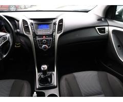 Hyundai i30 1.6 CRDi 81kW - 11