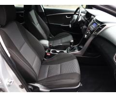 Hyundai i30 1.6 CRDi 81kW - 12