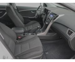 Hyundai i30 1.6 MPI 88kW - 12