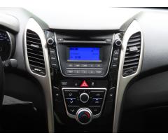 Hyundai i30 1.6 GDI 99kW - 25