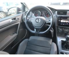 Volkswagen Golf 1.0 TSI 81kW - 9