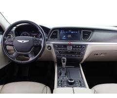 Hyundai Genesis 3.8 V6 4x4 232kW - 9