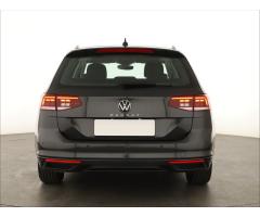 Volkswagen Passat 1.5 TSI 110kW - 6