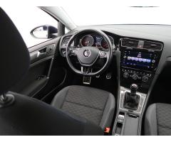 Volkswagen Golf 1.5 TSI 96kW - 9