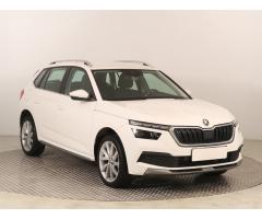 ŠKODA SUPERB COMBI 2.0TDI 140 LAURIN&K 4X4 DSG 7ST