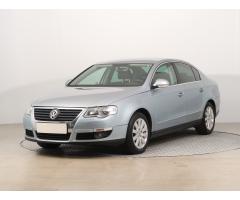 VW Passat 2,0Tdi DSG 140kW Elegance Variant 1 MAJ ČR