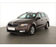 ŠKODA SUPERB COMBI 2.0TDI 140 LAURIN&K 4X4 DSG 7ST