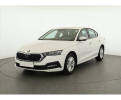 ŠKODA SUPERB COMBI 2.0TDI 140 LAURIN&K 4X4 DSG 7ST