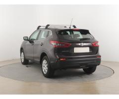 Nissan Qashqai 1.2 DIG-T 85kW - 5