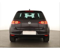 Volkswagen Golf 1.2 TSI 81kW - 6