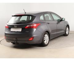 Hyundai i30 1.6 MPI 88kW - 7