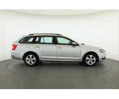 Škoda Octavia 1.6 TDI 85kW - 8