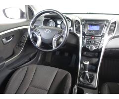 Hyundai i30 1.6 MPI 88kW - 9