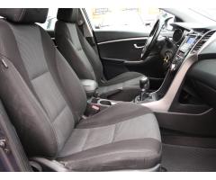 Hyundai i30 1.6 MPI 88kW - 12