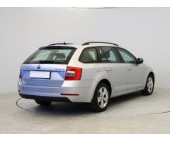 Škoda Octavia 1.6 TDI 85kW - 7