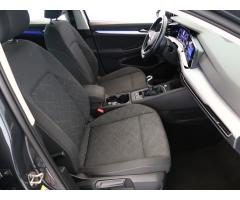 Volkswagen Golf 1.0 TSI 81kW - 12