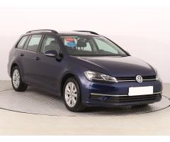 Volkswagen Golf Variant R-Line mHEV DSG Zlevněno o 16 000 Kč