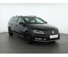 VW Passat 2,0Tdi DSG 140kW Elegance Variant 1 MAJ ČR