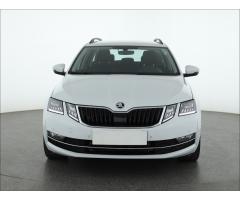 ŠKODA SUPERB COMBI 2.0TDI 140 LAURIN&K 4X4 DSG 7ST