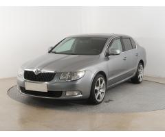 ŠKODA SUPERB COMBI 2.0TDI 140 LAURIN&K 4X4 DSG 7ST