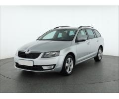 ŠKODA SUPERB COMBI 2.0TDI 140 LAURIN&K 4X4 DSG 7ST