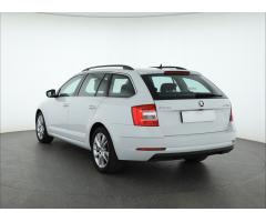 ŠKODA SUPERB COMBI 2.0TDI 140 LAURIN&K 4X4 DSG 7ST